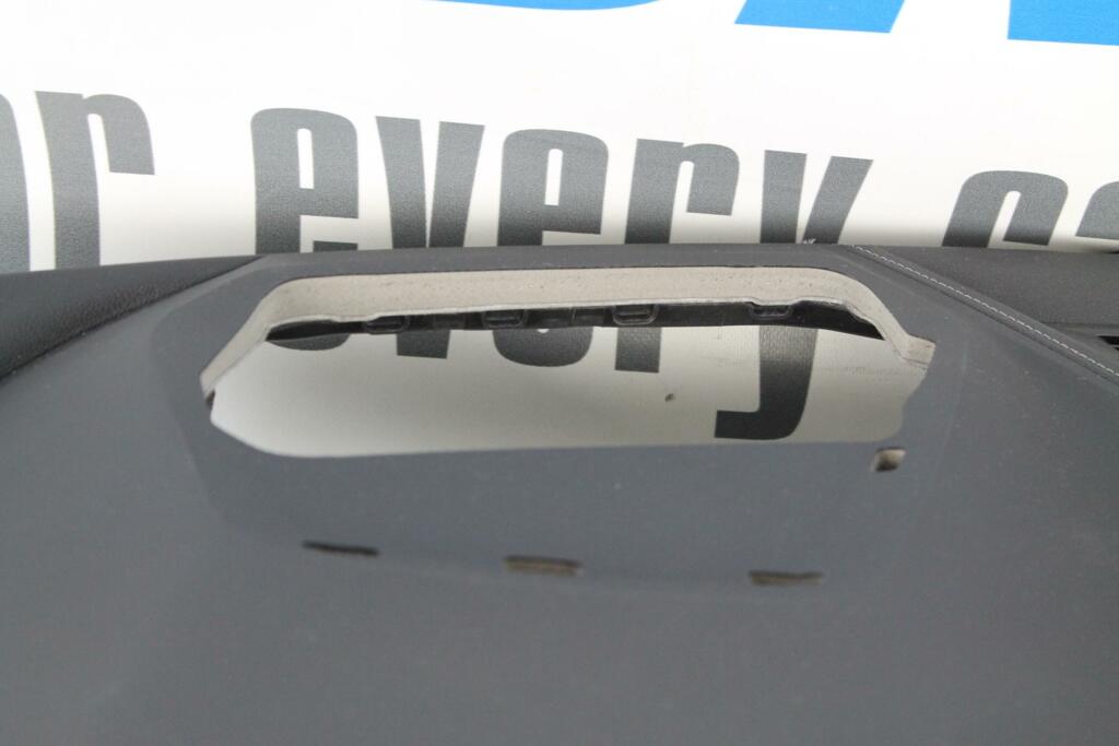 Afbeelding 3 van Airbag set - Dashboard HUD witte stiksels BMW 2 serie F44