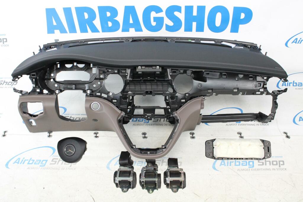 Afbeelding 2 van Airbag set Dashboard zwart/bruin met stiksels Mercedes V447