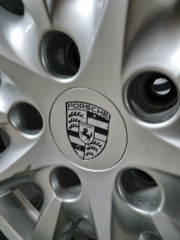 Afbeelding 9 van Set wielen origineel Porsche Cayenne 92A 255 55 18 5x130 q7