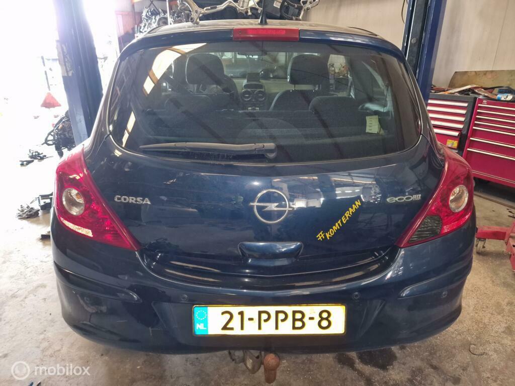 Afbeelding 2 van Achterklep Opel Corsa D  ('06-'15) blauw geu