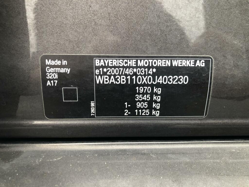 Afbeelding 8 van BMW 3-serie 320i Upgrade Edition