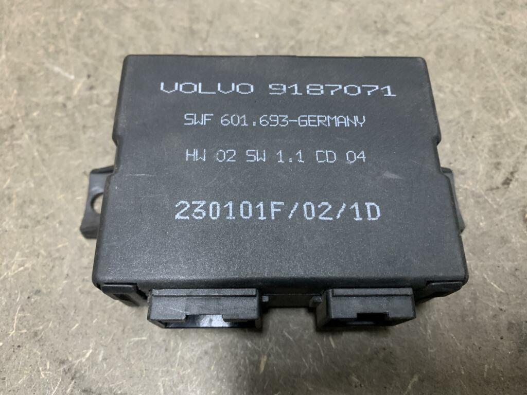 Afbeelding 2 van Module PDC Volvo S60 I ('00-'09) 9187071