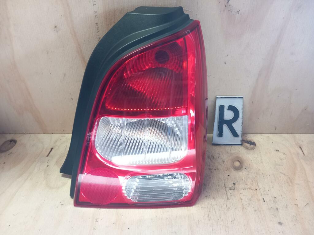 Afbeelding 1 van Renault Twingo II Achterlicht Rechts 8200387889 2007 - 2014