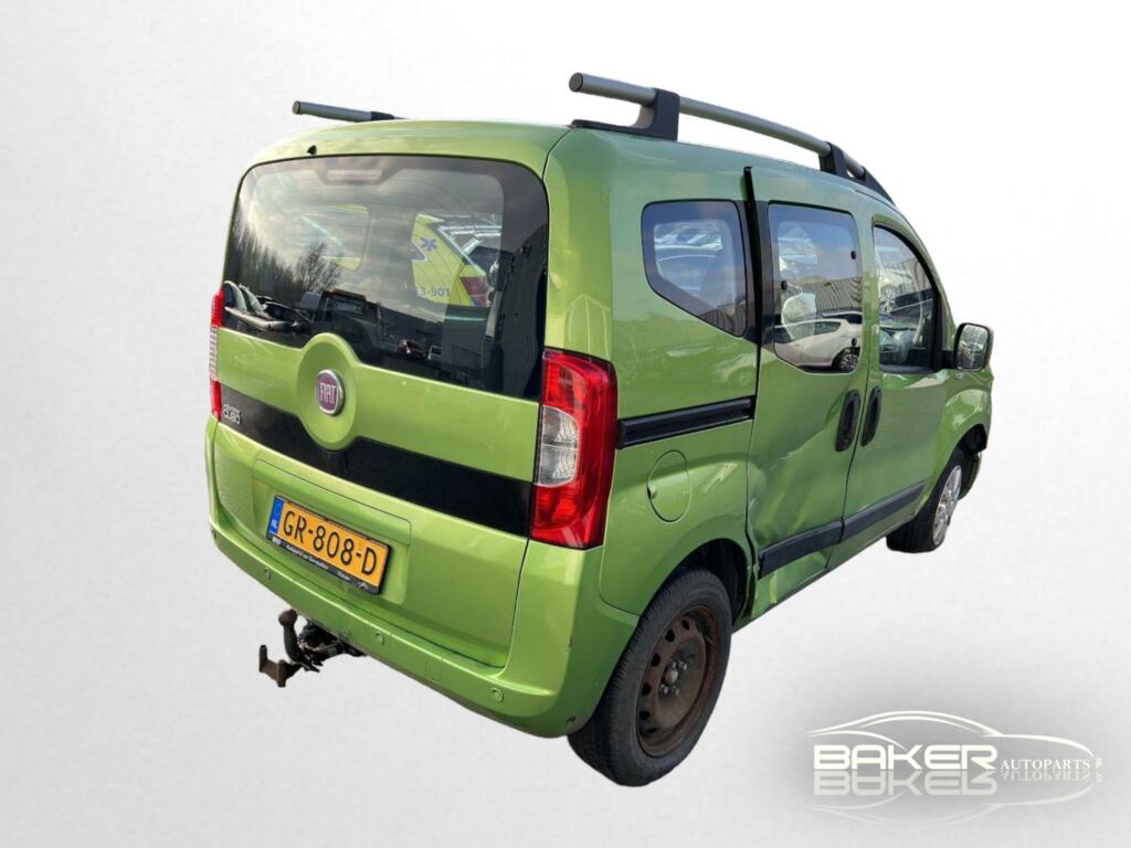 Afbeelding 3 van Fiat Qubo ('08-'16)  Achterbumper groen 355 mpv