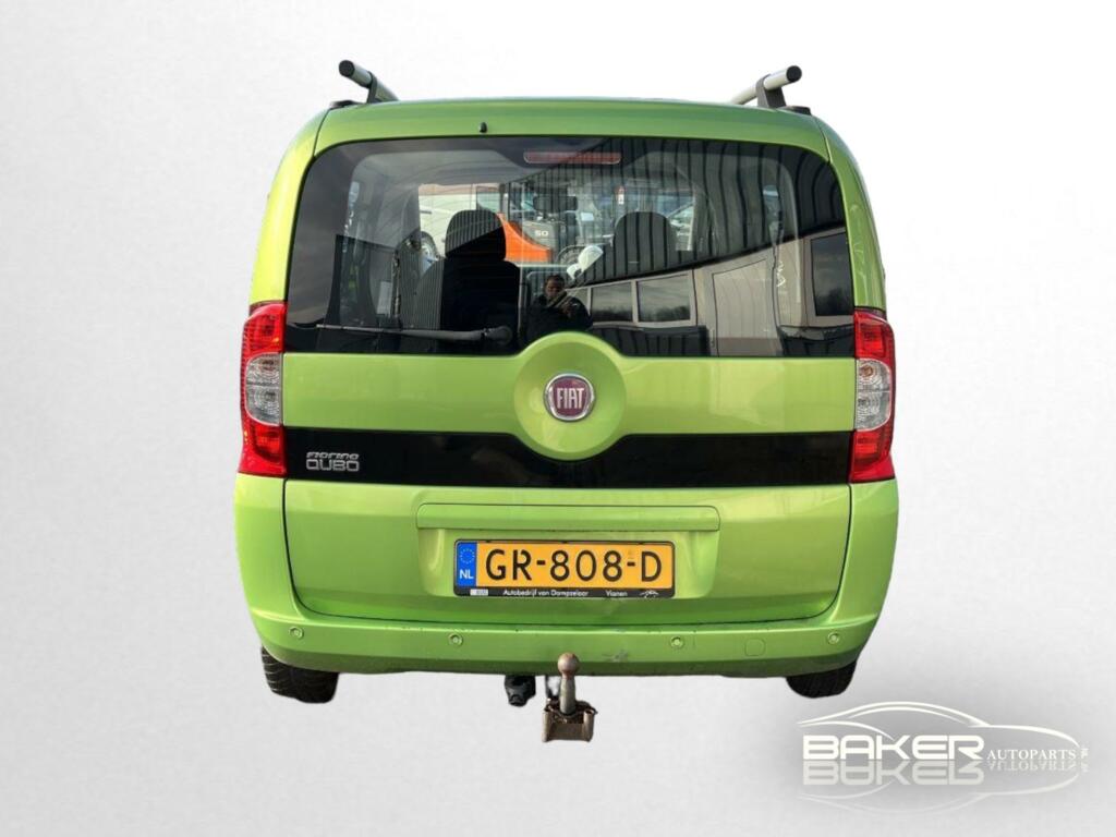 Afbeelding 1 van Fiat Qubo ('08-'16)  Achterbumper groen 355 mpv