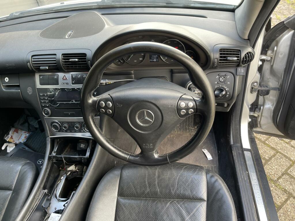 Afbeelding 1 van Mercedes C-klasse W203 ('00-'07) Sportstuur + Airbag