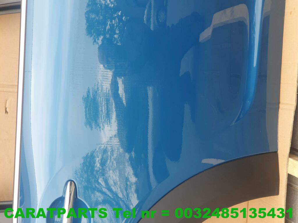 Afbeelding 2 van 7438598 F60 portier f60 deur mini countryman C2M Island Blue