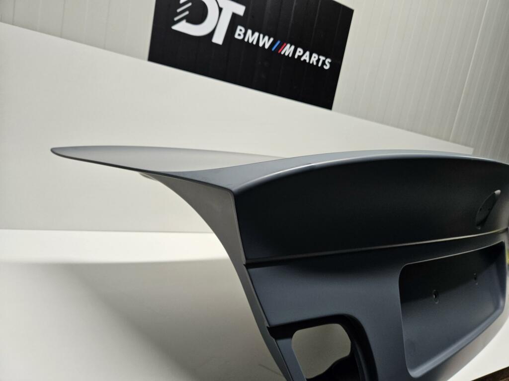 Afbeelding 7 van Nieuwe Achterklep BMW M3 CSL E46 41007895884 S54 3.2 S54B32