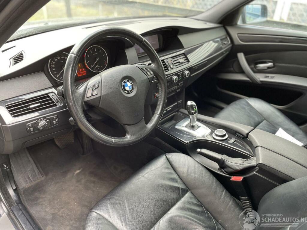 Afbeelding 9 van BMW 5-serie Touring 525xi Executive