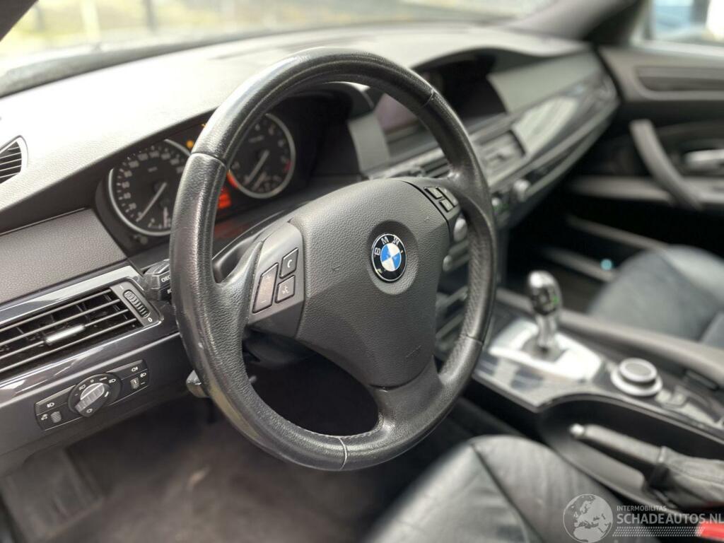Afbeelding 10 van BMW 5-serie Touring 525xi Executive