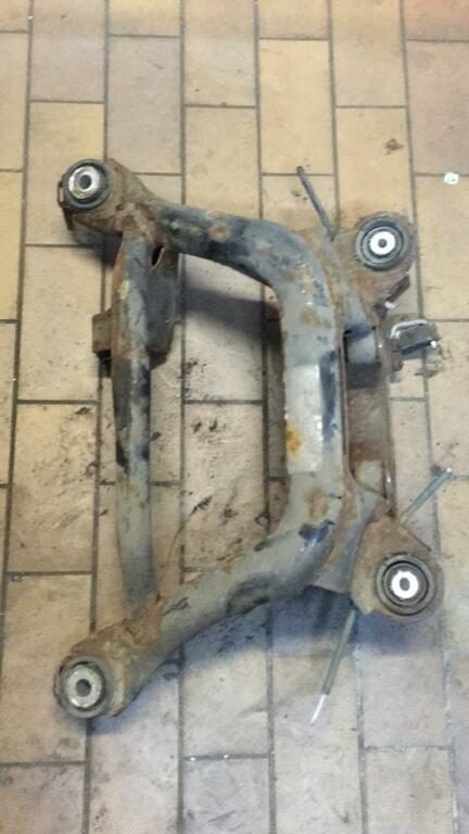 Afbeelding 2 van Subframe achter BMW 3-serie E46 compact M47N 33316770843