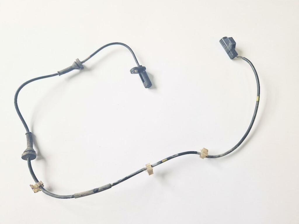 Afbeelding 1 van ABS-kabel rechts voor Volvo S60 I 2.4 ('00-'09) 30773740
