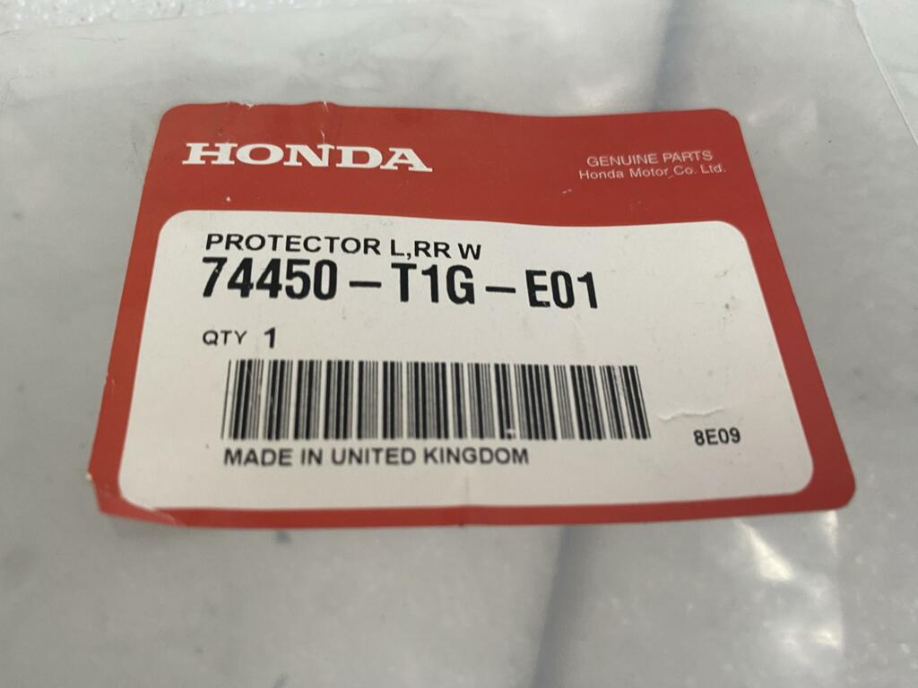 Afbeelding 6 van Spatbordverbreder Achter Honda CR V 4 NIEUW 74450-T1G-E01