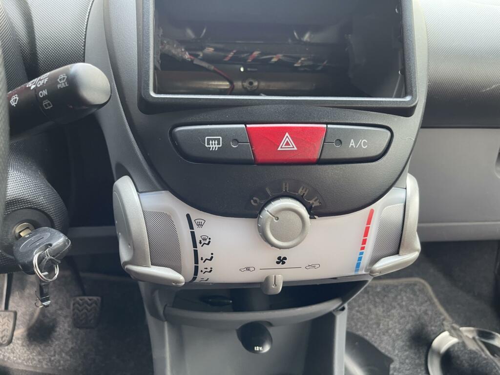 Afbeelding 16 van Toyota Aygo 1.0-12V Sport