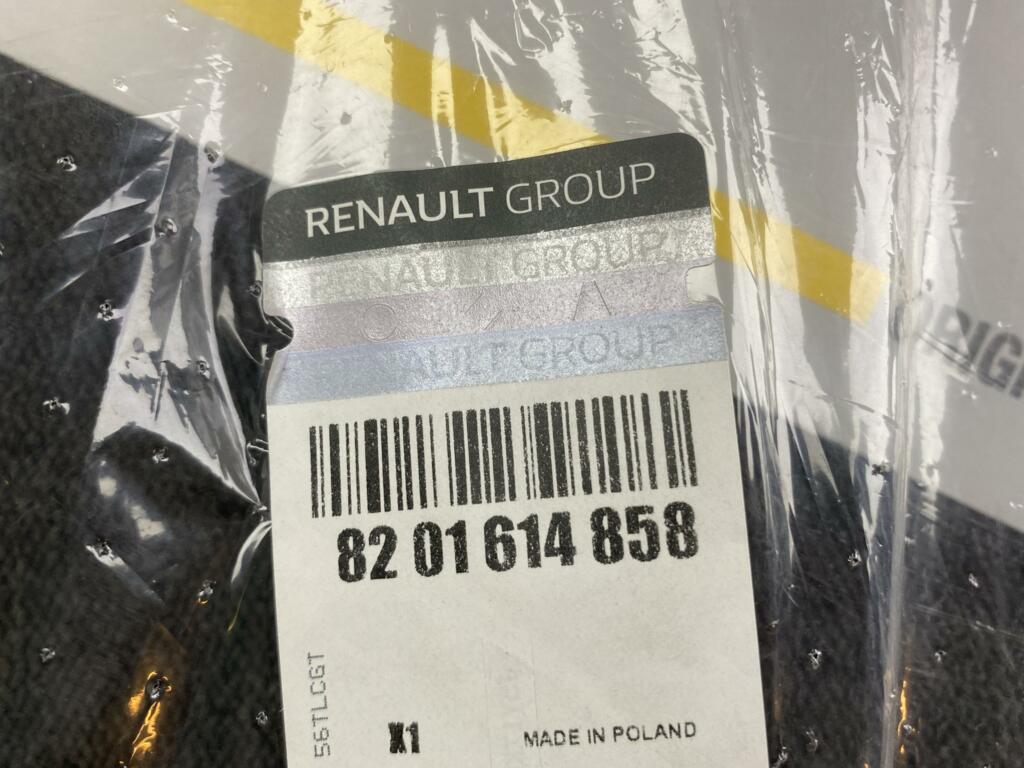 Afbeelding 4 van Mattenset Renault Megane 4 SEDAN NIEUW ORIGINEEL 8201614858