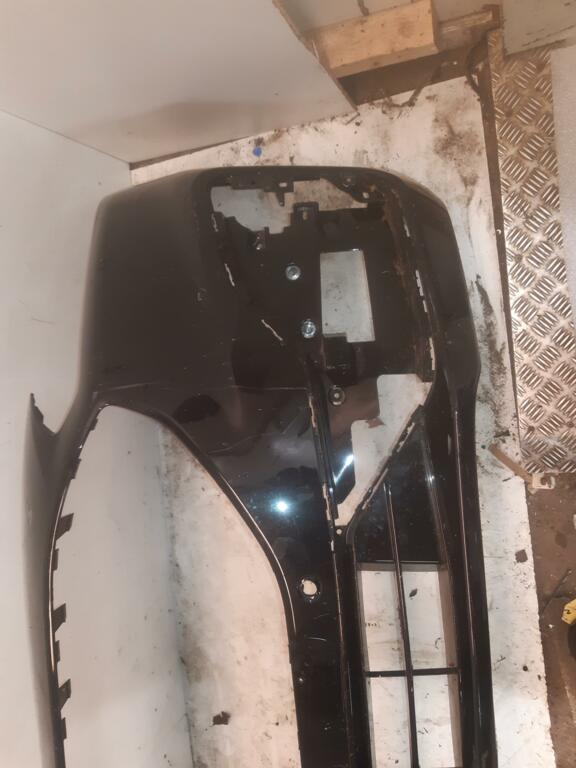 Afbeelding 2 van Voorbumper PDC Agata Black  Ford Kuga 2019-  LV4B17D957