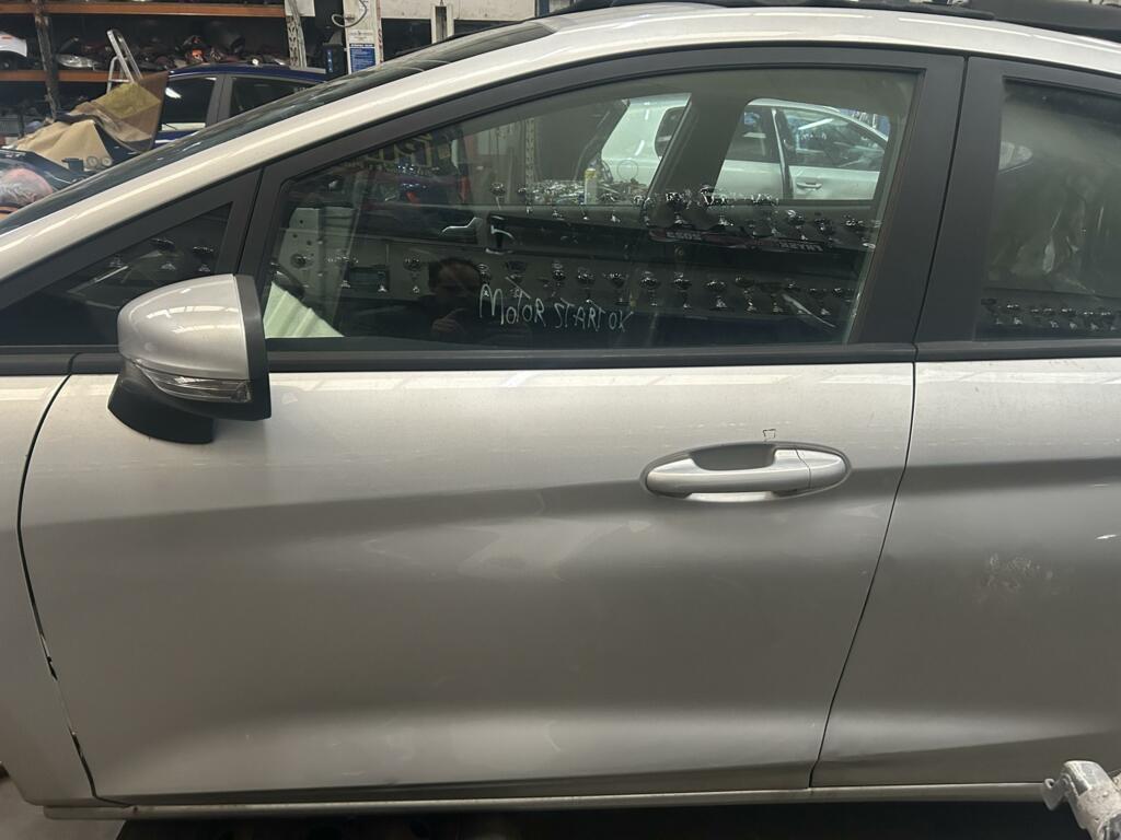 Afbeelding 2 van Buitenspiegel links Ford Fiesta VIII ('18-'22) 2090896