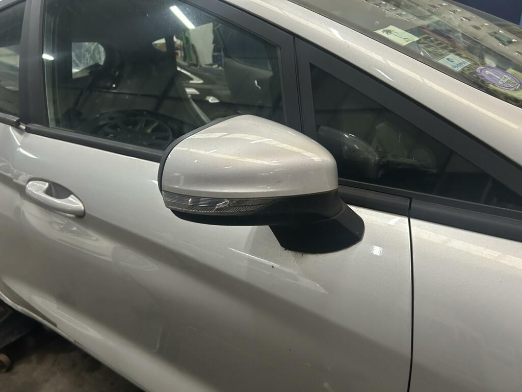 Afbeelding 1 van Buitenspiegel rechts Ford Fiesta VIII ('18-'22) 2477533