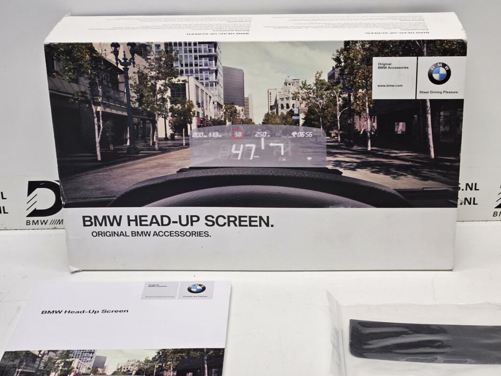Afbeelding 2 van Head-up display BMW 3-serie F30/F80 ('12-'15) 62302410673