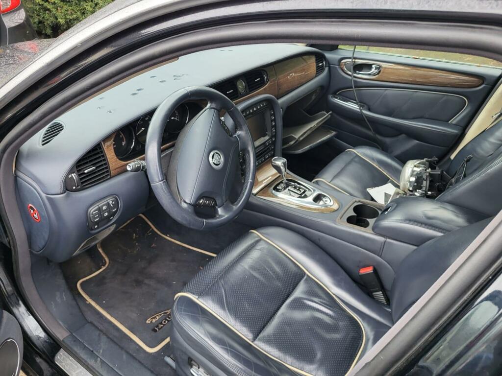 Afbeelding 3 van Jaguar XJ 2.7D V6 Portfolio