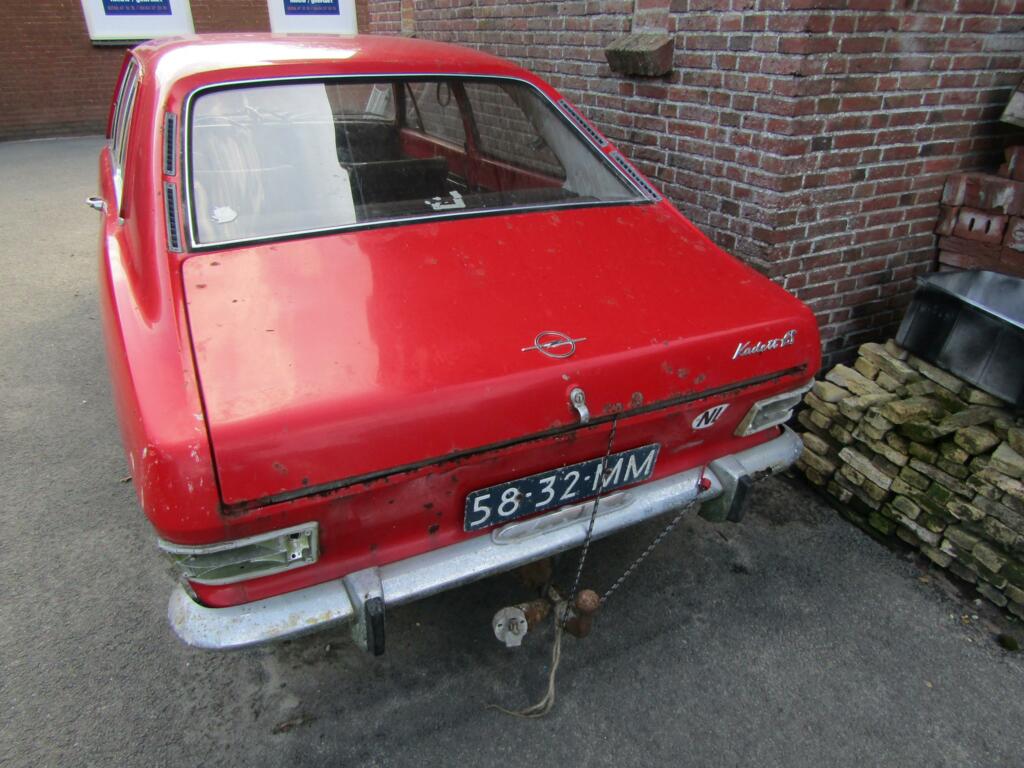 Afbeelding 6 van Opel Kadett 1.1S