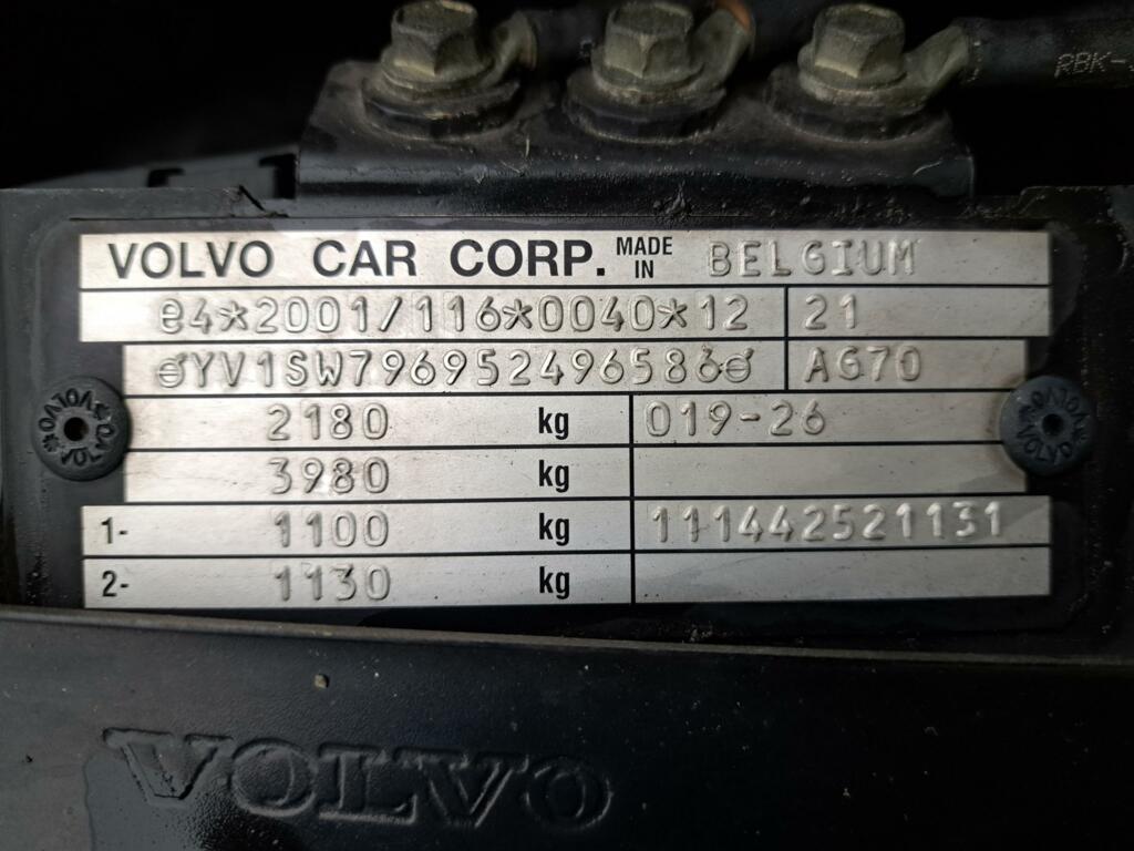 Afbeelding 16 van Volvo V70 2.4 D5 Momentum