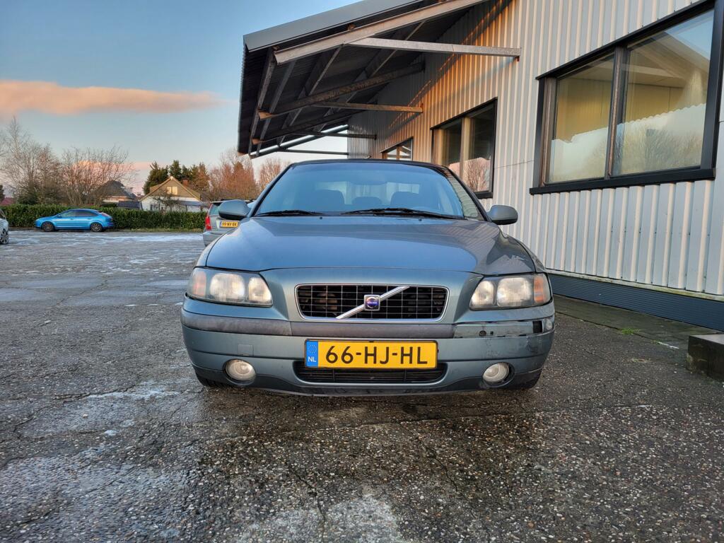 Afbeelding 2 van Volvo S60 2.4