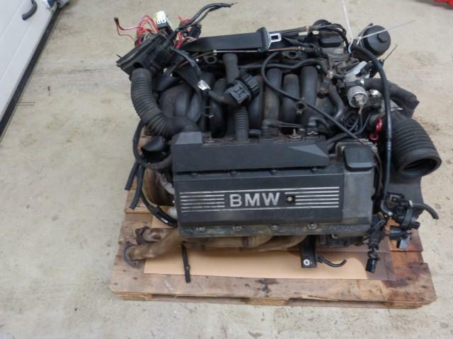 Afbeelding 4 van Motorblok BMW 7-serie E38 e38 535i 735i v8 385s1