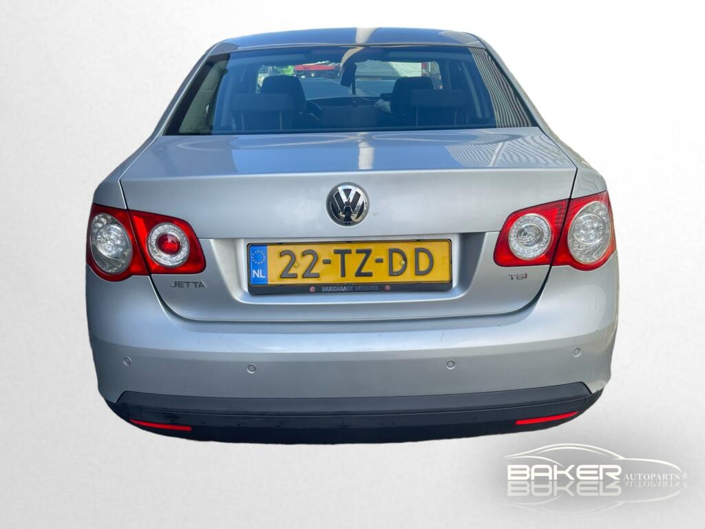 Afbeelding 1 van Achterklep grijs la7w Volkswagen Jetta V ('05-'10)