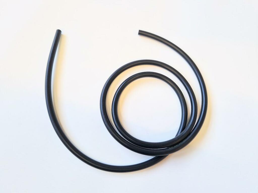Afbeelding 1 van Vacuum slang universeel zwart 3,5 mm / 7,5 mm 1 Meter