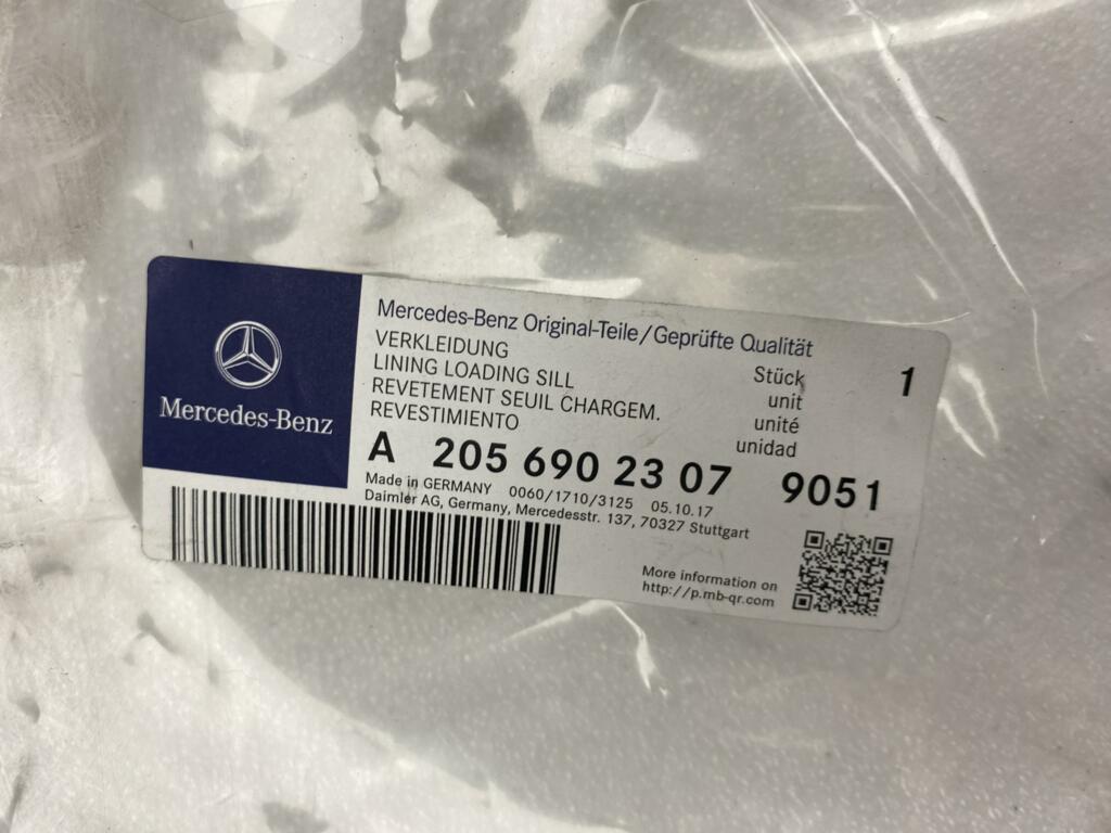 Afbeelding 10 van Achterklep Bekleding Mercedes C Klasse 205 Coupé A2056902307