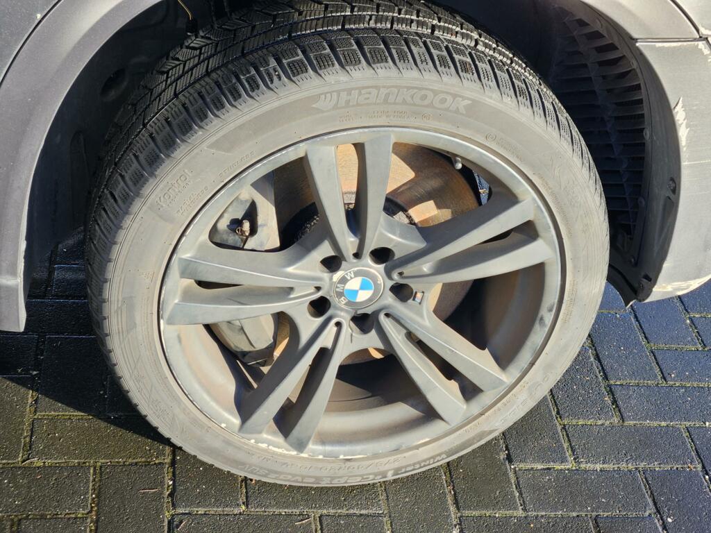 Afbeelding 10 van BMW X5 4.4i M