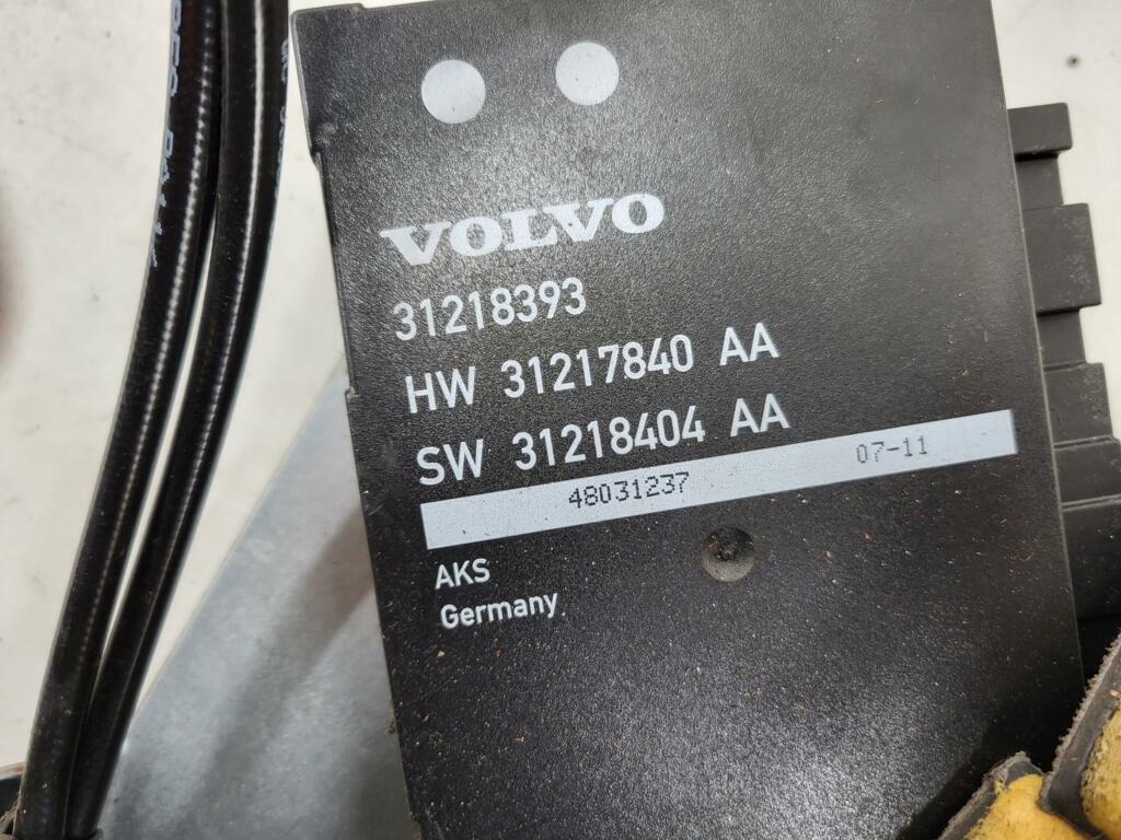 Afbeelding 3 van Achterklep motor Volvo V70/XC70 ('08-'11) 30716759