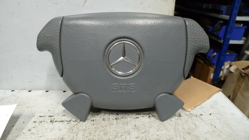 Afbeelding 1 van Stuurairbag Mercedes 170/208 licht grijs A1704601898 7218