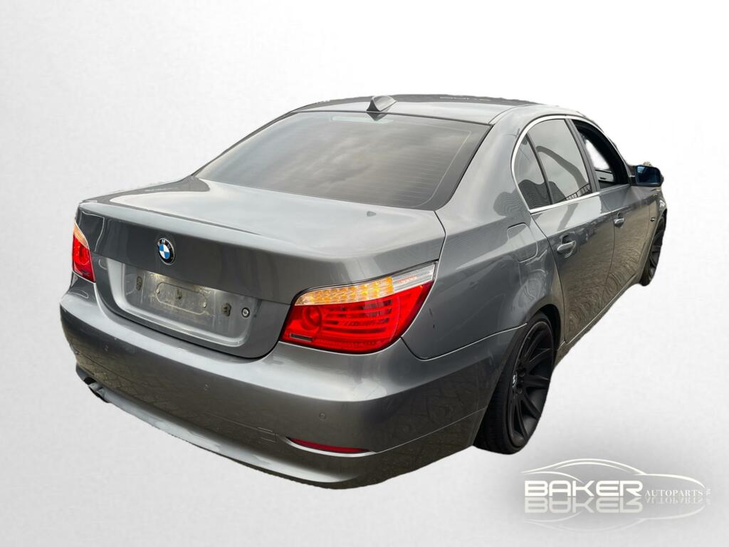 Afbeelding 6 van BMW 5-serie 530i High Executive