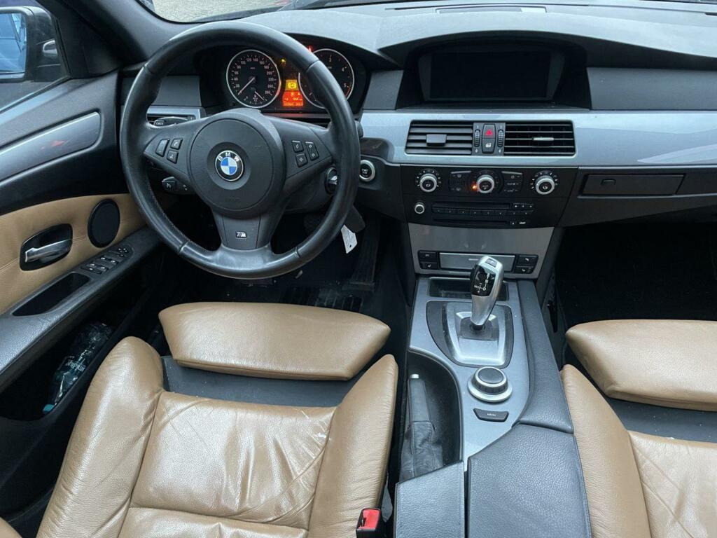Afbeelding 2 van M-Sport + Airbag stuur BMW 5-serie E60 E61 LCI (6-10)