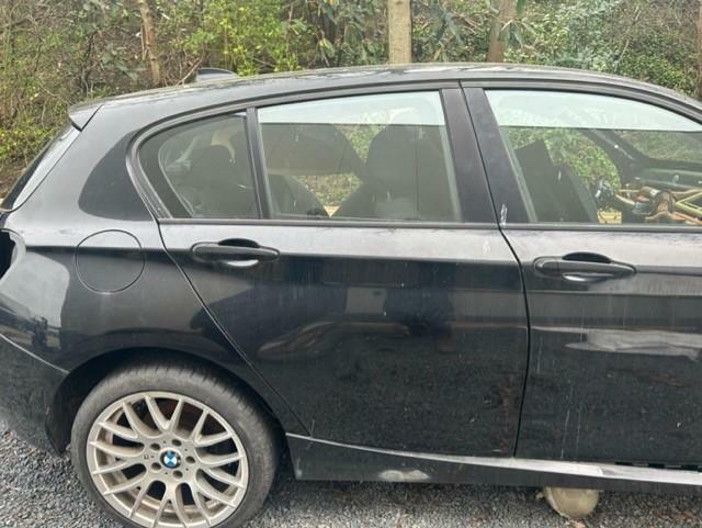 Afbeelding 1 van deur portier rechtsachter zwart BMW 1-serie F20