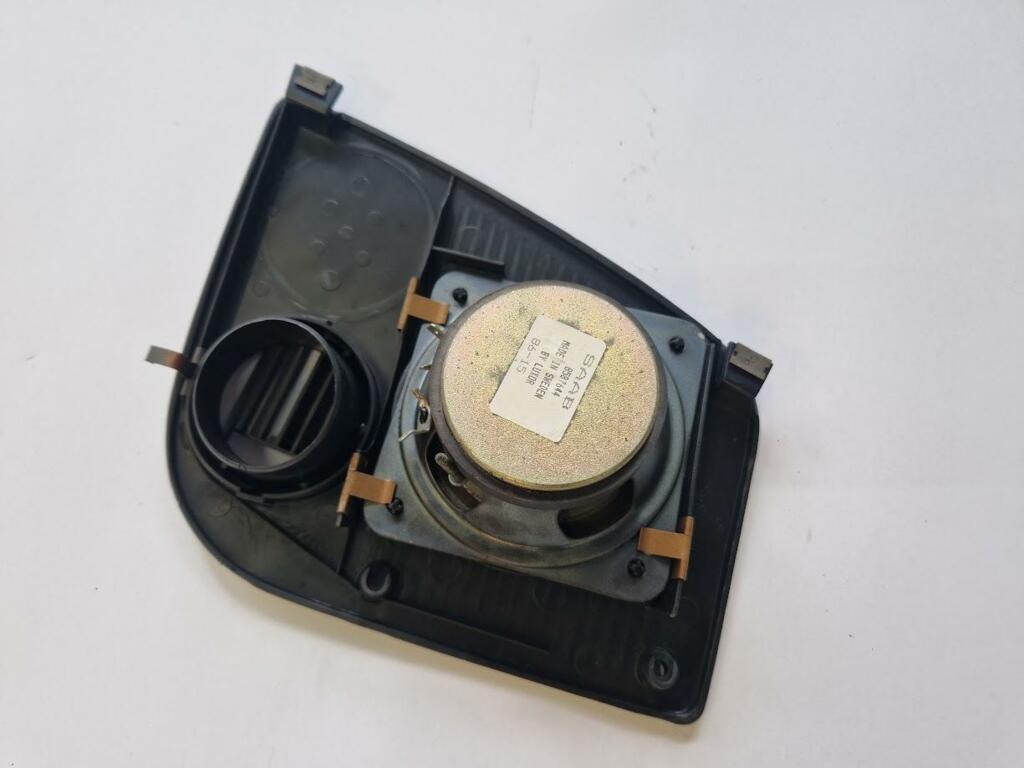 Afbeelding 2 van Speaker dashboard Saab 900 2.0i ('79-'98) 9411695