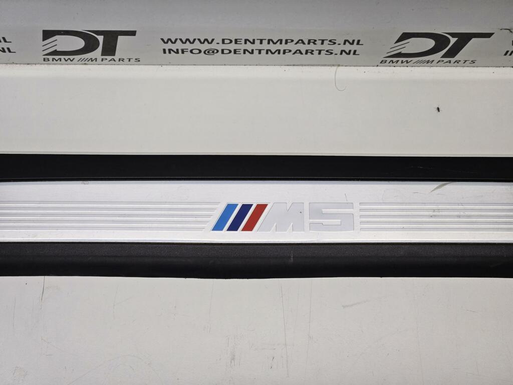 Afbeelding 4 van Instaplijst rechtsvoor BMW M5 E60 ('03-'07) 51477898818