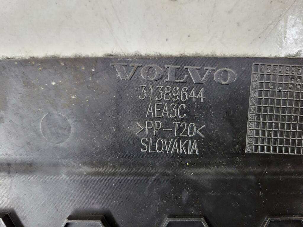 Afbeelding 2 van Zijpaneel bekleding L Volvo V90/S90n ('16-'22) 31389644