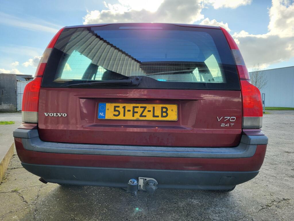 Afbeelding 4 van Volvo V70 2.4 T