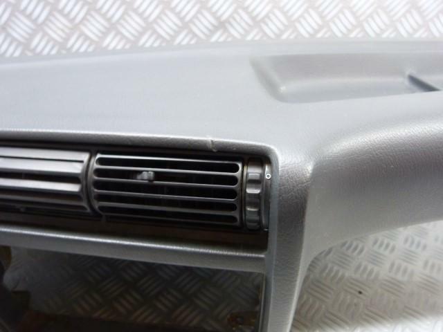 Afbeelding 5 van Dashboard BMW 3-serie E30 zwart