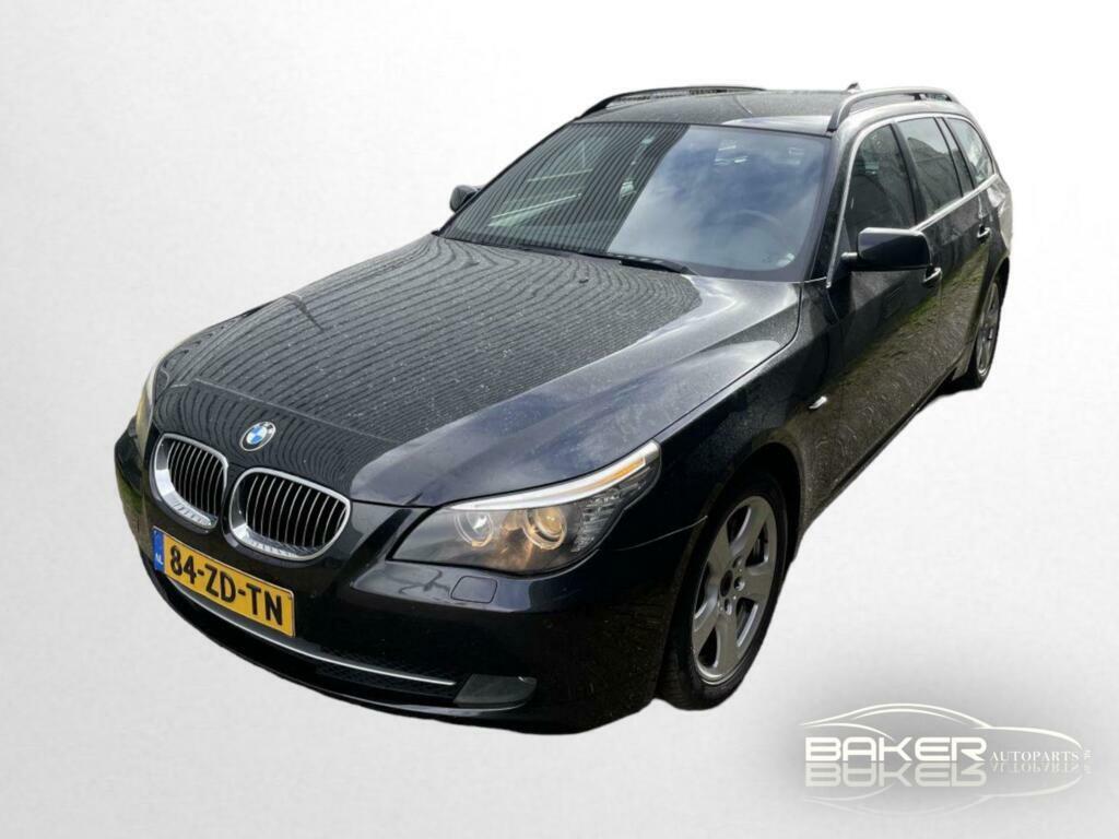 Afbeelding 3 van Motorkap zwart 475/9 BMW 5-serie E60 E61 LCI ('07-'10)