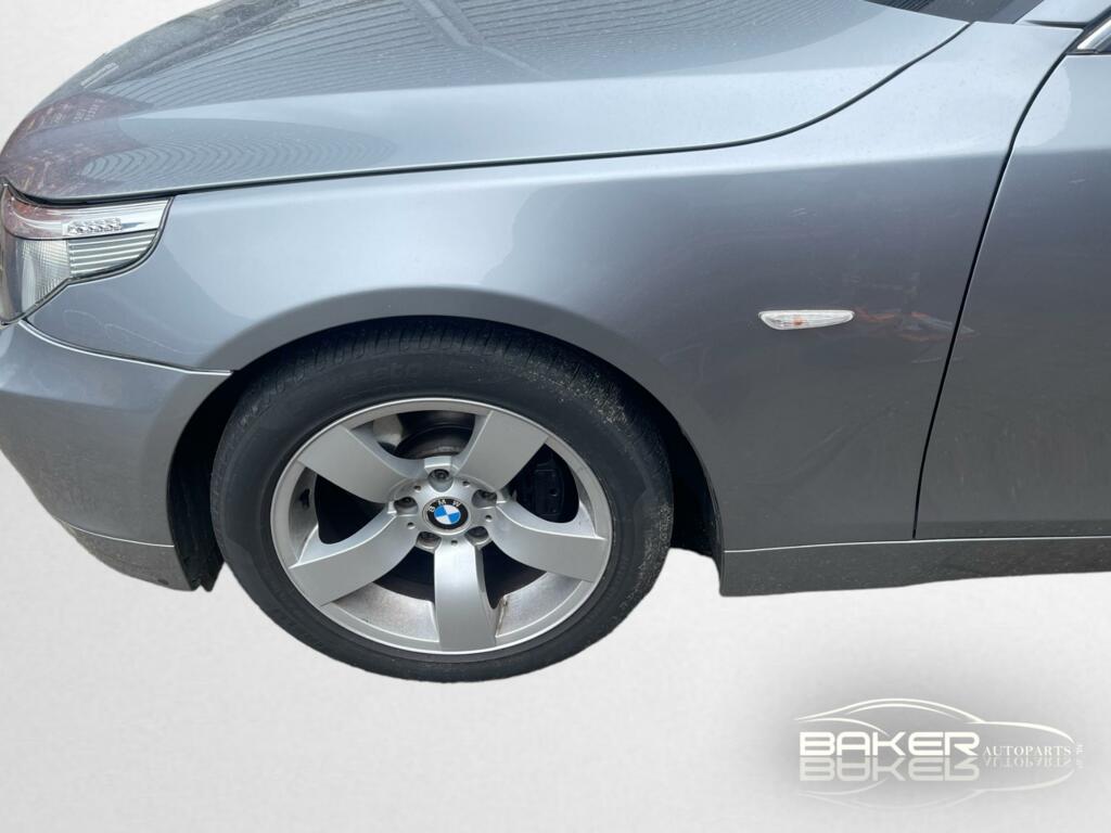 Afbeelding 2 van Linker spatbord a08/7 BMW 5-serie E60 E61 (04-'07)
