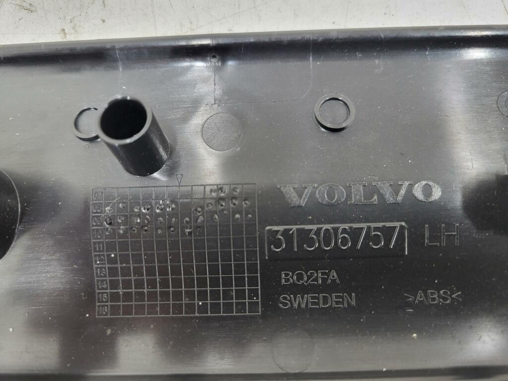 Afbeelding 3 van Instaplijst linksvoor Volvo V70 III ('07-'17) 31306757