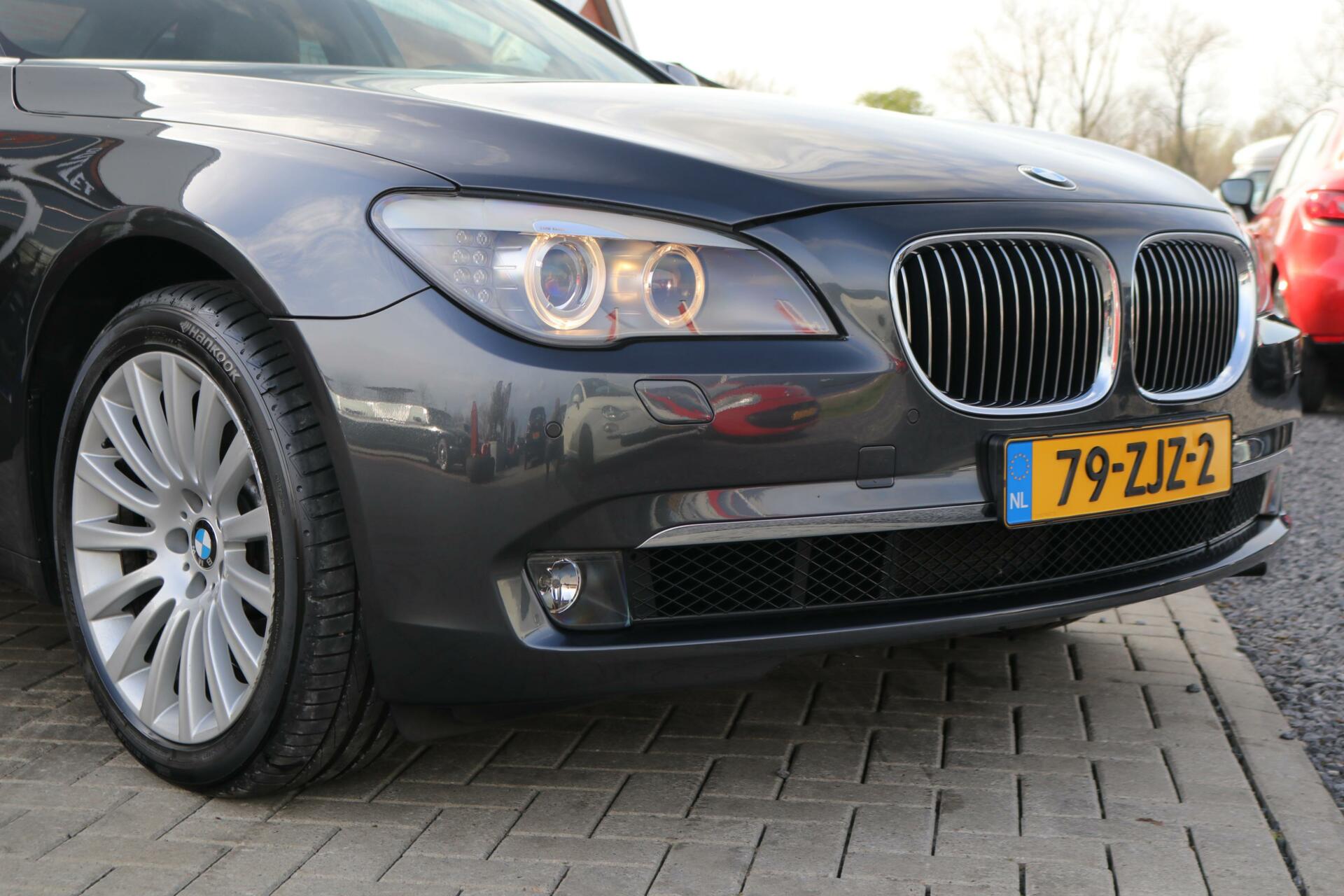 Caroutlet Groningen - BMW 7-serie 740i High Executive | LEDER | NAVI | AUTOMAAT | MET HISTORIE