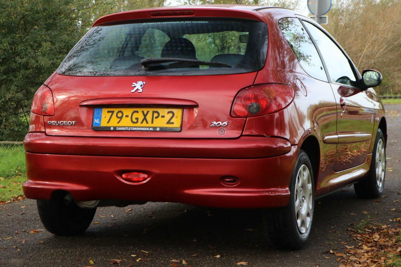 Caroutlet Groningen - Peugeot 206 1.4 Génération | AIRCO | CRUISE | GOED ONDERHOUDEN
