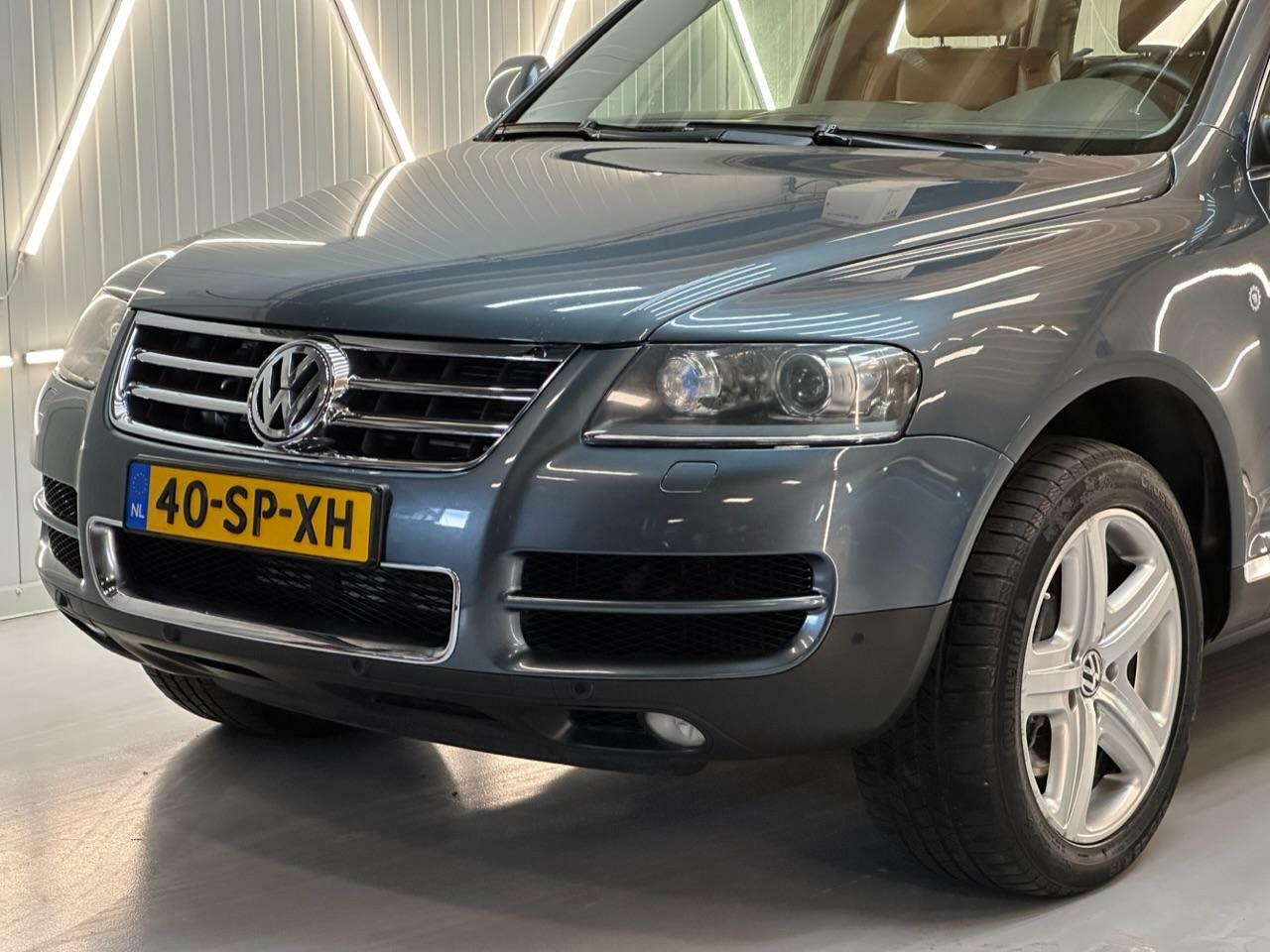 Caroutlet Groningen - Volkswagen Touareg 5.0 V10 TDI | AUTOMAAT | LEDER | 313 PK+