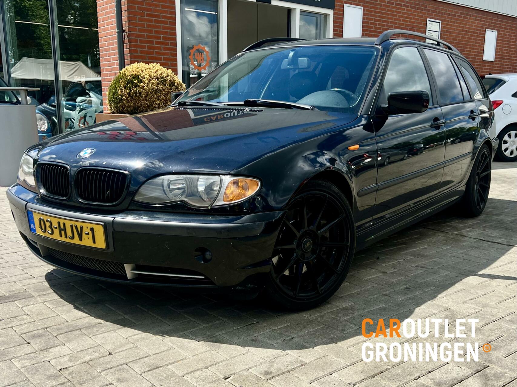 Caroutlet Groningen - BMW 3-serie Touring 330xi Executive | GOED ONDERHOUDEN | 4X4 | SPORT LEER