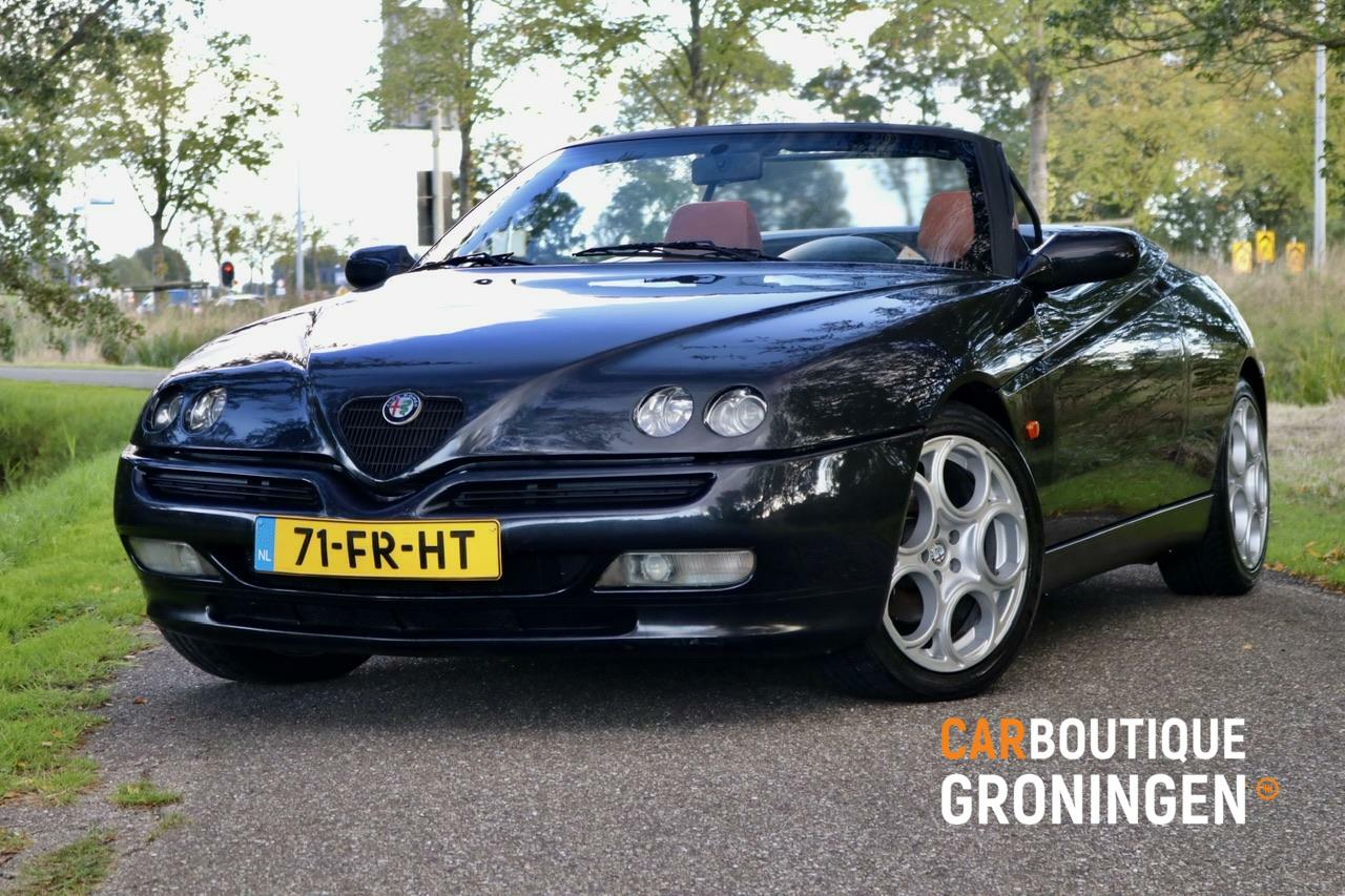 Caroutlet Groningen - Alfa Romeo Spider 3.0-12V V6 L | LEER | WINDSCHERM | ORG NL
